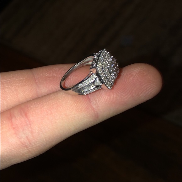 Sold - Picture 2 of 8